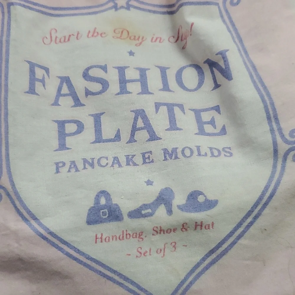 Williams Sonoma Vintage Fashion Plates Pancake Mold Set